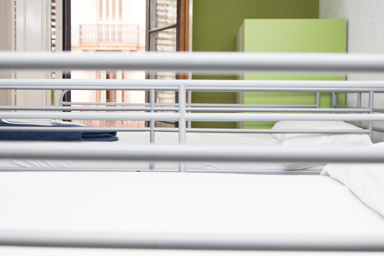 Sant Jordi Hostal Barcelona